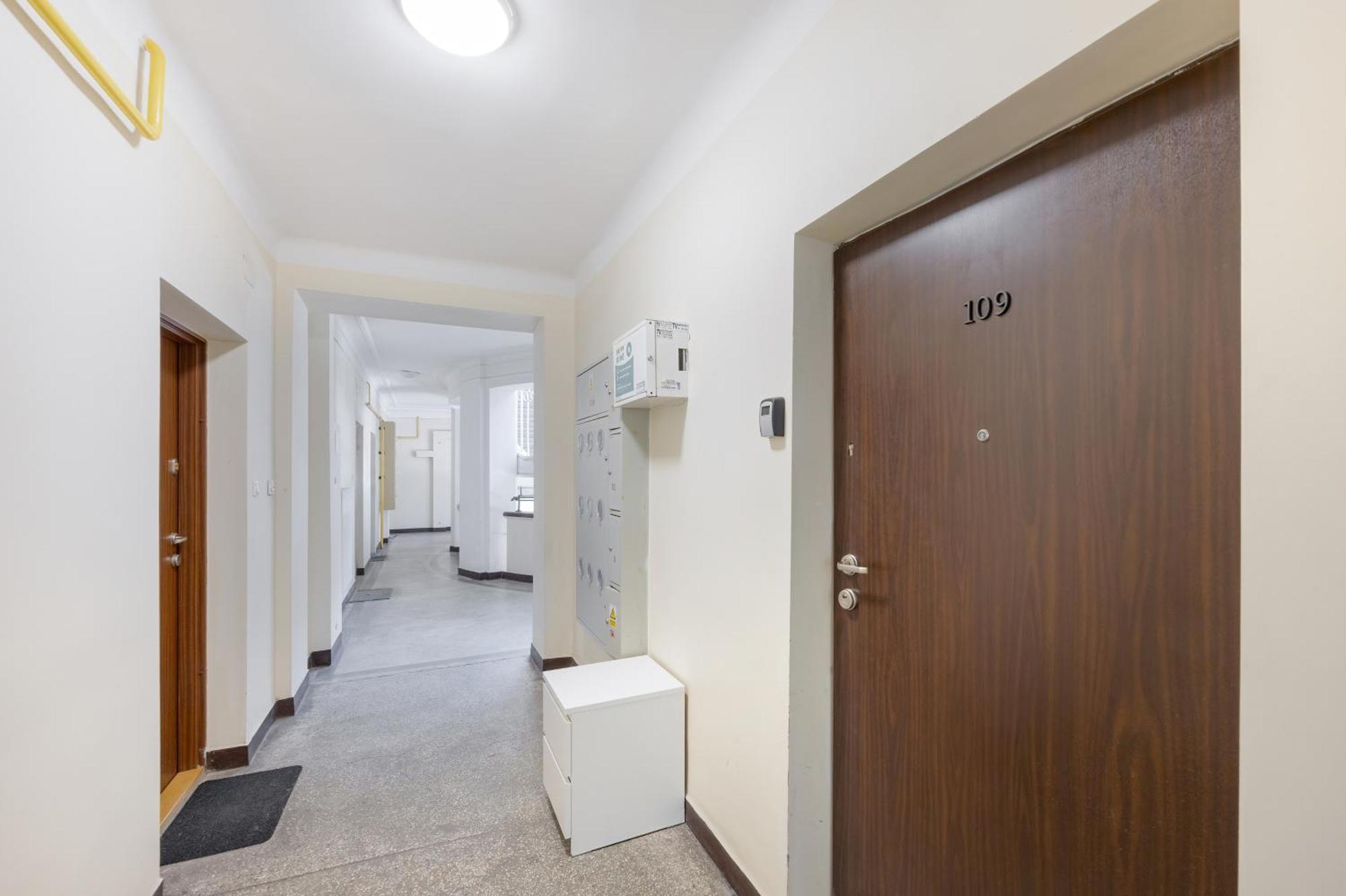 J&W Apartments Studio Solidarnosci Warsaw Luaran gambar